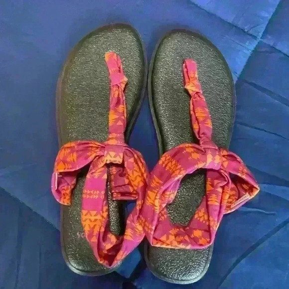 Sanuk Yoga- Ella Sling Sandals in Purple and Orange Print - Women's 8 Comfort - Picture 6 of 8